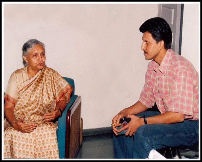 AajKiDuniya